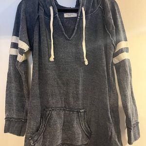 Ocean Drive navy striped hoodie L
